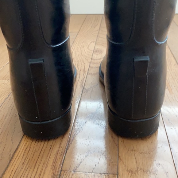 Tory Burch Rainboots - Picture 5 of 9